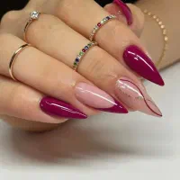 کار کاشت ناخن