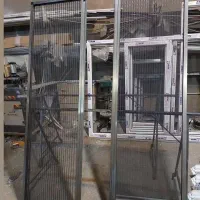 در و پنچره دوجداره و توری ثابت و پلیسه