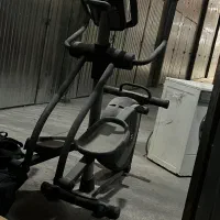 دستگاه ورزشی الپتیکال