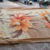 تعدادی پتو|رختخواب، بالش، پتو|شیراز, کرونی(خاتونک)|دیوار