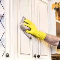 نظافت منزل و راه پله