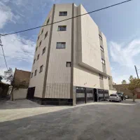 آپارتمان ۸۳متری در قدس لادان پرنورباروحیه (صفر)