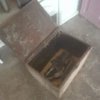 صندوق فلزی