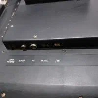 یک عدد تلوزیون ۲۳ اینج