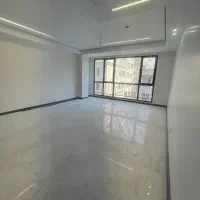 ۹۰متر شرق ‌مرزداران/سالن پرده خور/روبه آفتاب