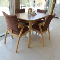 میز ناهار خوری 4 نفره طرح مینیمال روکش چوب