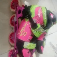 اسکیت حرفه ای درحدنو