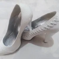 کفش سفید عروس