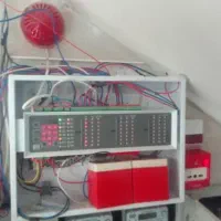 برق کاری،سیم کشی،لاین نوری،هالوژن،اعلان حریق|خدمات پیشه و مهارت|زنجان, |دیوار