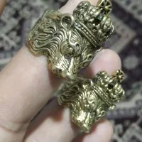 انگشتر شیر تاج دار