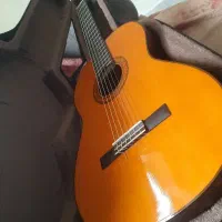 گیتار یاماها c70