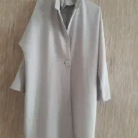 یک عدد مانتو مناسب بهاره و تابستان