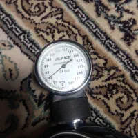 بالش دورگردنی، فشارسنج، عینک ، کلاه و شیلد ایمنی|آرایشی، بهداشتی، درمانی|لنجان, |دیوار