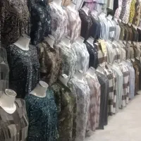 مانکن زنانه|فروشگاه و مغازه|ری, سرتخت|دیوار