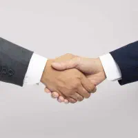 جذب نیروی جوان