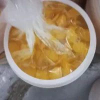 تخم مرغ مایع سفیده زرده