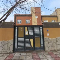 شهرک مهرگان/ طبقه همکف / شرکت پرند / دوخواب