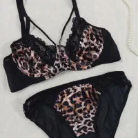 لباس زیر زنانه