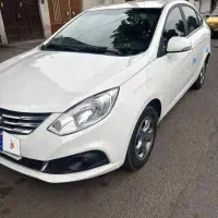جک j4 مدل ۱۴۰۱ بیرنگ