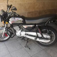 موتورسیکلت BM200پیشرو