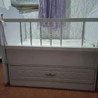 تختخواب نوزاد تا دوسالگی