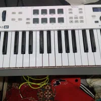 میدی کنترلر Arturia-keylab61essential