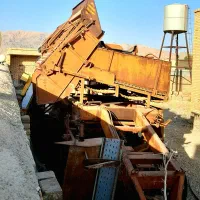 دستگاه برداشت سیب زمینی و چغندر