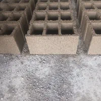 استخدام بلوک زن داخل سوله