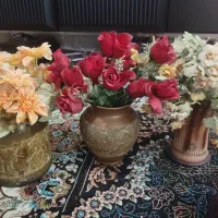 گل به همراه گلدان