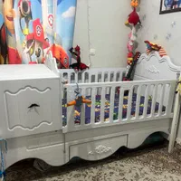 تخت و کمد