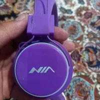 یک دستگاه هدفون (NIA)نیا