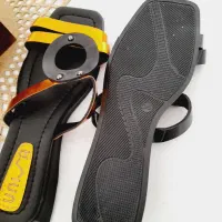 صندل|کیف، کفش، کمربند|گلبهار, شهر جدید گلبهار|دیوار