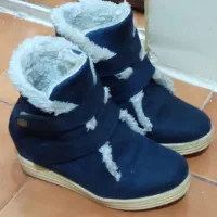 بوت چسبی سایز ۳۸ تمیز کلاچندبارپوشیده شده