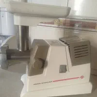 چرخ گوشت وجارو برقی