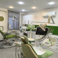 دستیار دندانپزشک خانم