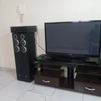 تلویزیون سامسونگ. میز تی وی دی وی دی و باند مارشال