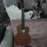 گیتار دسته دوم