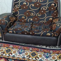 مبلم راحتی به همراه میز جلو و عسلی
