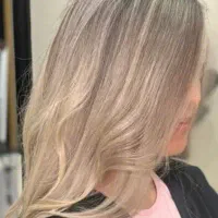 مدل رنگ ولایت وپروتئین تراپی