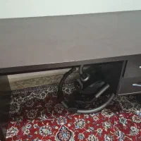 میز اداری .صندلی چرخ دار