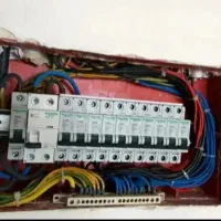 برقکاری ی ساختمان و رفع اتصالات و رفع اتصالات تلفن