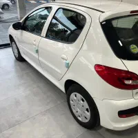 ۲۰۷ مدل ۴۰۲ به رویت|خودرو سواری و وانت|قزوین, |دیوار