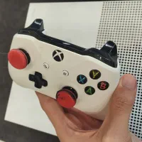 Xbox one s دو دسته بیسیم کاملا سالم|کنسول، بازی ویدئویی و آنلاین|آمل, |دیوار