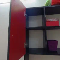 میز تحریر و کامپیوتر