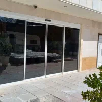 درب و کرکره برقی.شیشه سکوریت . احدرهبر|مصالح و تجهیزات ساختمان|شیراز, شهرک صنعتی شیراز|دیوار