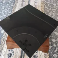 میز با ۳ عدد گل میز