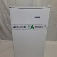 یخچال ایستکول