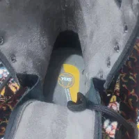 پوتین|کیف، کفش، کمربند|سیلوانه, |دیوار