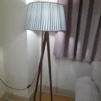 آباژور پایه چوبی