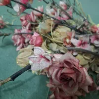 گل مصنوعی شاخه بلند